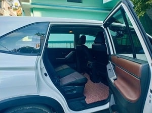 toyota innova crysta rental in bangalore